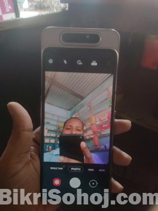 Samsung Galaxy A80
